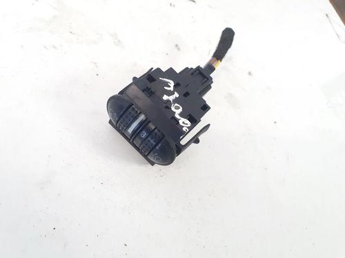Used Switch Switch VW PASSAT B5.5 (3B3) 1.9 TDI (130 hp) 35486046 35486046