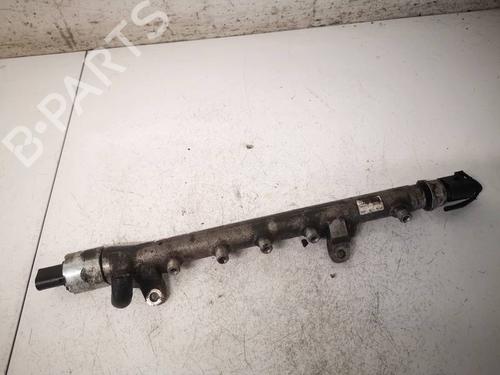 Used Injection rail Injection rail 38791224 38791224