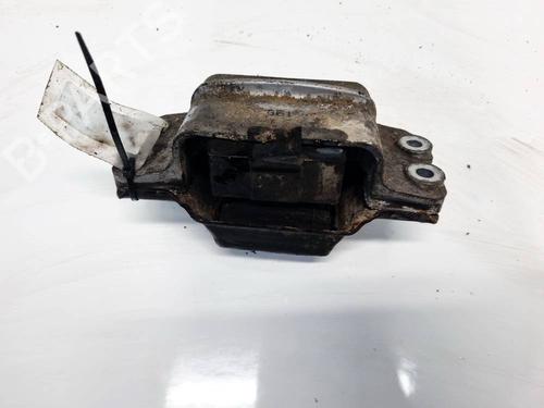 Used Engine mount Engine mount VW PASSAT B6 (3C2) 1.9 TDI (105 hp) 32532208 32532208