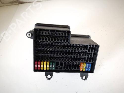 Used Fuse box Fuse box VW PHAETON (3D1, 3D2, 3D3, 3D4, 3D6, 3D7, 3D8, 3D9) 3.0 V6 TDI 4motion (240 hp) 32955232 32955232