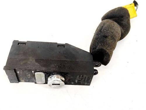 Used Switch Switch VW TOUAREG (7LA, 7L6, 7L7) 2.5 R5 TDI (174 hp) 32947982 32947982