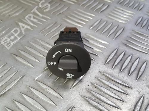Used Switch Switch RENAULT MEGANE II (BM0/1_, CM0/1_) 1.5 dCi (BM1E, CM1E) (106 hp) 33496455 33496455