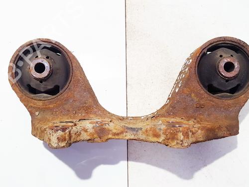 Used Engine mount Engine mount SUZUKI GRAND VITARA II (JT, TE, TD) 1.9 DDiS (JB419WD, JB419XD) (129 hp) 33520749 33520749