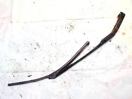 Used Front windshield wiper arm Front windshield wiper arm HONDA CIVIC VIII Hatchback (FN, FK) 2.2 CTDi (FK3) (140 hp) 32924862 32924862