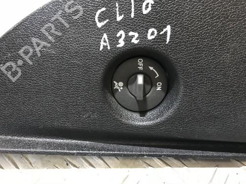 Used Switch Switch RENAULT CLIO III (BR0/1, CR0/1) 1.2 16V (BR02, BR0J, BR11, CR02, CR0J, CR11) (75 hp) 33494077 33494077