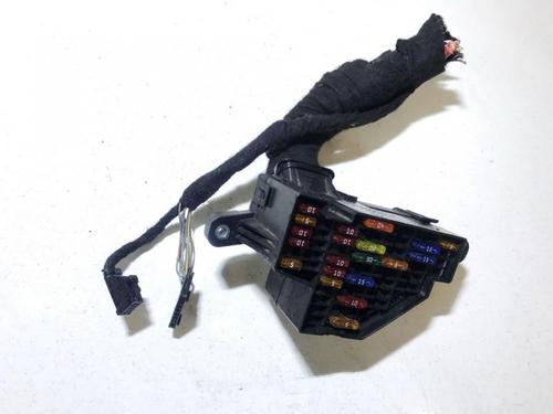 Used Fuse box Fuse box AUDI A3 (8P1) 1.6 FSI (115 hp) 33505879 33505879