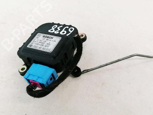 electronic-module-lexus-is-ii-_e2_-2005-2006-2007-2008-2009-2010-2011-2012-2013-32874504 main image