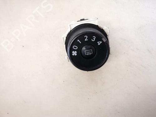 Used Climate control Climate control TOYOTA RAV 4 III (_A3_) 2.2 D 4WD (ALA30_, ALA30R) (136 hp) 35499036 35499036