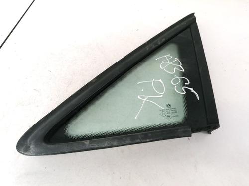 Vidro triangular frente esquerdo Vidro triangular frente esquerdo 35404640 35404640