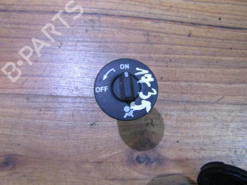 Used Switch Switch RENAULT MEGANE II (BM0/1_, CM0/1_) 1.5 dCi (BM0F, BM0T, BM2B, CM0F, CM0T) (82 hp) 33480382 33480382