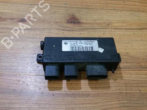 Used Electronic module Electronic module MERCEDES-BENZ C-CLASS (W203) C 200 Kompressor (203.045) (163 hp) 33479869 33479869