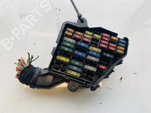 fuse-box-audi-a6-c5-4b2-4b4-1997-1998-1999-2000-2001-2002-2003-2004-2005-32877445 main image
