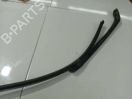 front-windshield-wiper-arm-audi-a8-d3-4e2-4e8-2002-2003-2004-2005-2006-2007-2008-2009-2010-32970648 main image