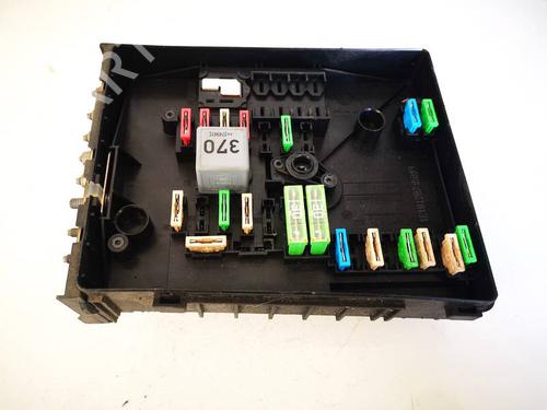 Used Fuse box Fuse box SEAT LEON (1P1) 1.9 TDI (105 hp) 33712948 33712948