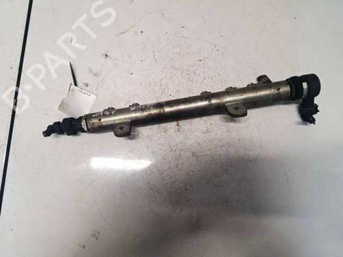 Rail D'Injecteurs Rail D'Injecteurs OPEL MERIVA A MPV (X03) 1.3 CDTI (E75) (75 hp) 36545817 36545817