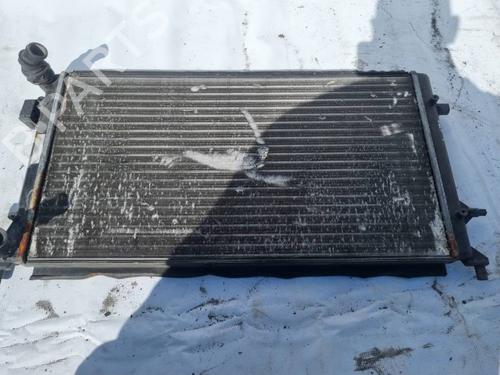 Used Water radiator Water radiator 34758059 34758059
