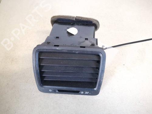 Used Air vent VW GOLF V (1K1) 1.4 16V (75 hp) 32953551