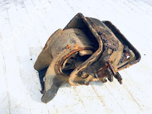 Used Engine mount Engine mount CHRYSLER PT CRUISER (PT_) 1.6 (116 hp) 33075390 33075390