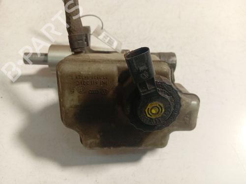 Used Brake fluid reservoir Brake fluid reservoir VW GOLF PLUS V (5M1, 521) 1.9 TDI (105 hp) 40165735 40165735