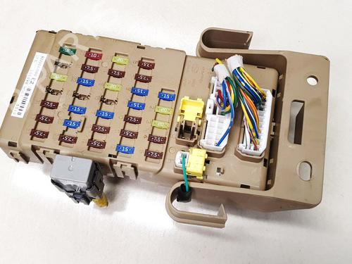 Used Fuse box SUBARU OUTBACK (BR) 2.0 D AWD (BRD) (150 hp) 33104829