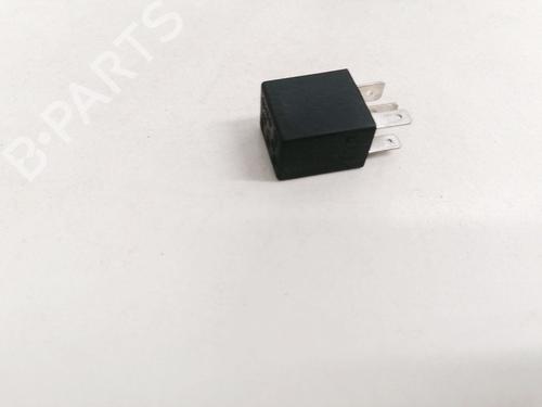 Electronic sensor OPEL ZAFIRA A MPV (T98) 2.0 DI 16V (F75) | BP33084072M84 - Image 3