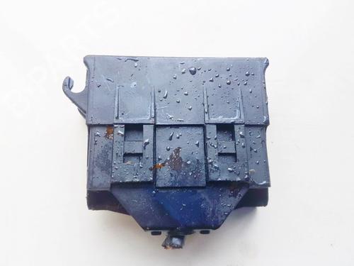 Used Fuse box Fuse box OPEL VECTRA B (J96) 2.0 DTI 16V (F19) (101 hp) 33524795 33524795
