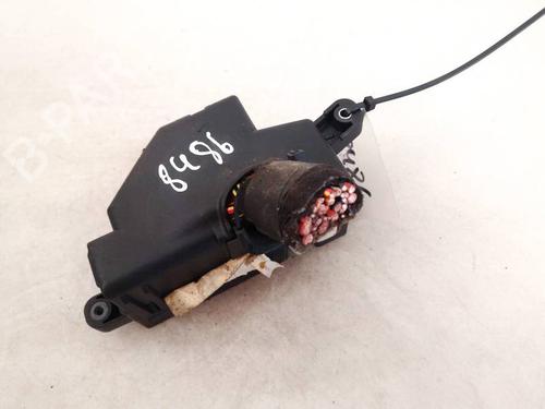 Fuse box SEAT LEON (1P1) 1.9 TDI | BP32926840E1 - Image 2