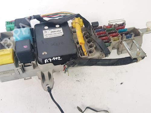 Used Fuse box Fuse box ROVER 600 I (RH) 618 i/Si (115 hp) 32878390 32878390