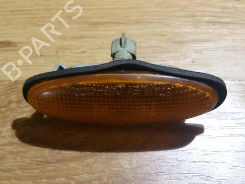 Used Right side indicator Right side indicator 35651742 35651742