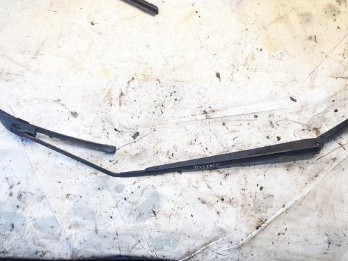 Vindspejlsviskerarm Vindspejlsviskerarm TOYOTA AVENSIS VERSO (_M2_) 2.0 D (CLM20_, CLM20R) (116 hp) 32883267 32883267