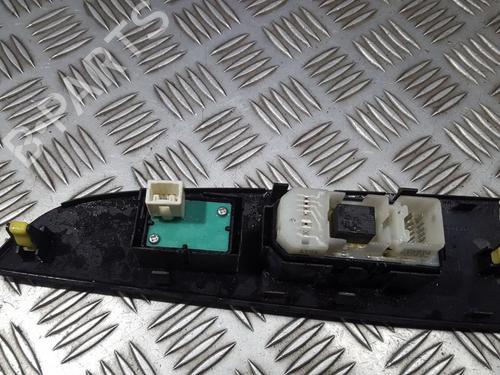 Switch LEXUS IS II (_E2_) 220d (ALE20) | BP33500417I30 - Image 2