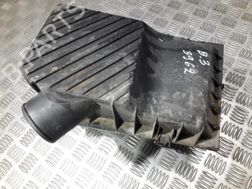 Used Air filter box Air filter box VW PASSAT B3/B4 Variant (3A5, 35I) 1.9 TD (75 hp) 35696585 35696585