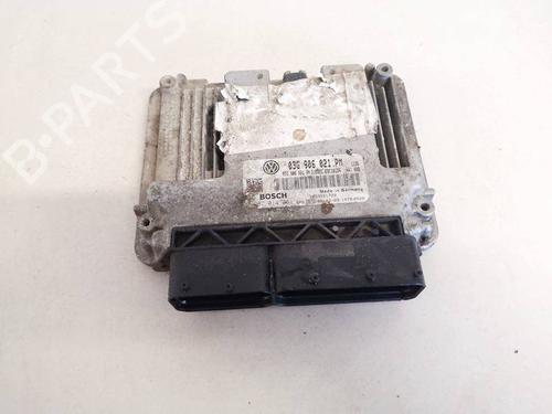 Used Engine control unit (ECU) Engine control unit (ECU) VW GOLF V (1K1) 1.9 TDI (105 hp) 32932233 32932233