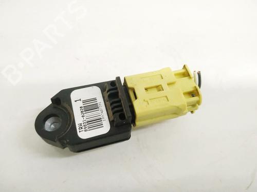 Used Electronic module PEUGEOT 107 (PM_, PN_) 1.0 (68 hp) 32895865