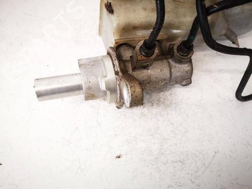 Used Brake master cylinder Brake master cylinder 38040036 38040036