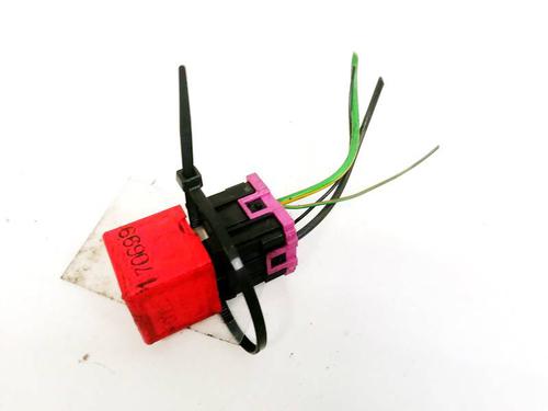 other-vw-passat-b5-variant-3b5-1997-1998-1999-2000-2001-32926184 main image