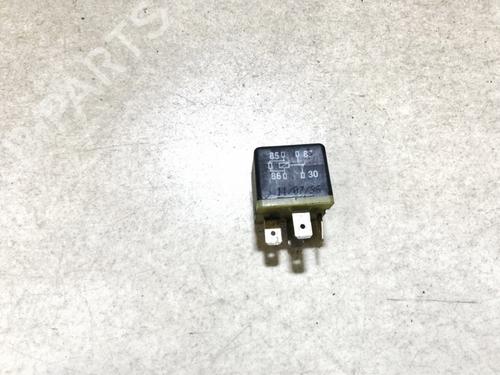 other-audi-a4-b5-8d2-1994-1995-1996-1997-1998-1999-2000-2001-33069239 main image