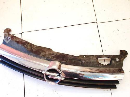 Rejilla Rejilla OPEL ASTRA H (A04) 1.9 CDTI (L48) (120 hp) 36895245 36895245
