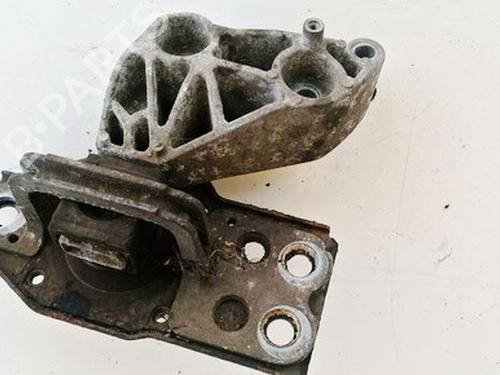 Used Engine mount Engine mount NISSAN X-TRAIL II (T31) 2.0 dCi 4x4 (150 hp) 33067827 33067827