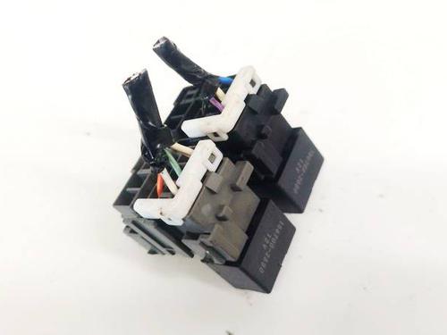 fuse-box-honda-civic-viii-saloon-fd-fa-2005-2006-2007-2008-2009-2010-2011-2012-2013-32608011 main image