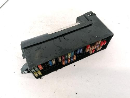 fuse-box-vw-touran-1t1-1t2-2003-2004-2005-2006-2007-2008-2009-2010-2011-32913666 main image