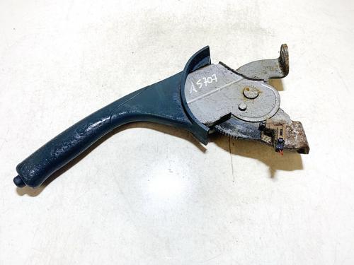 Used Hand brake Hand brake TOYOTA RAV 4 II (_A2_) 2.0 D 4WD (CLA20_, CLA21_, CLA20R, CLA21R) (116 hp) 35873107 35873107
