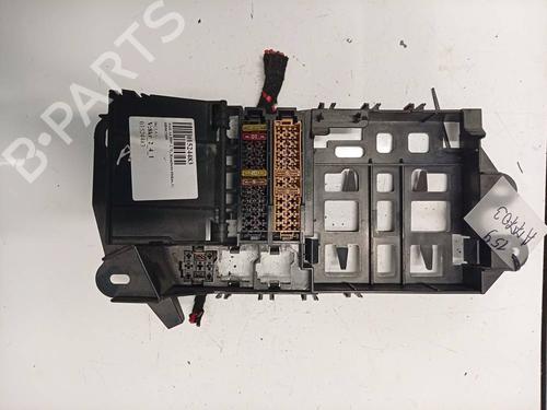 Used Fuse box Fuse box 35466229 35466229