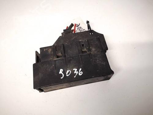 Used Fuse box Fuse box OPEL MERIVA A MPV (X03) 1.7 CDTI (E75) (100 hp) 32942566 32942566