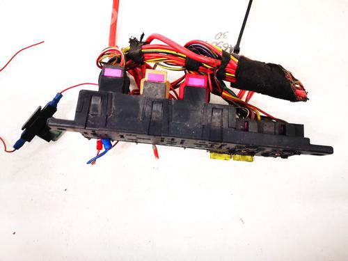 Fuse box VW PASSAT B5 Variant (3B5) 1.9 TDI | BP33078947E1 - Image 3