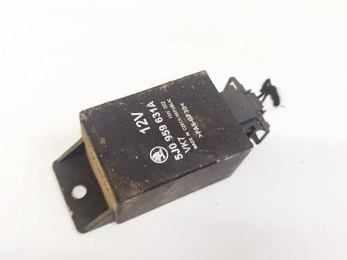 Used Electronic module SKODA ROOMSTER (5J7) 1.4 TDI (80 hp) 32540966