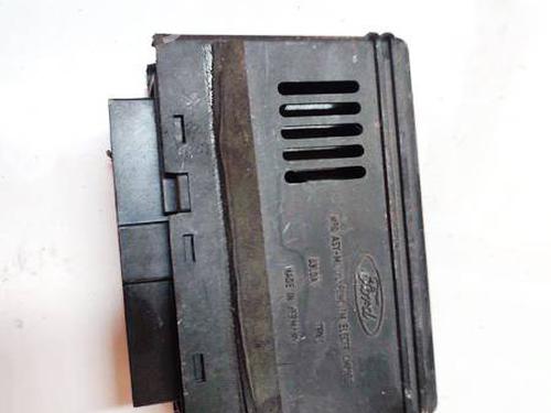 Used Fuse box Fuse box PEUGEOT 407 (6D_) 1.6 HDi 110 (6D9HZC, 6D9HYC) (109 hp) 36207470 36207470