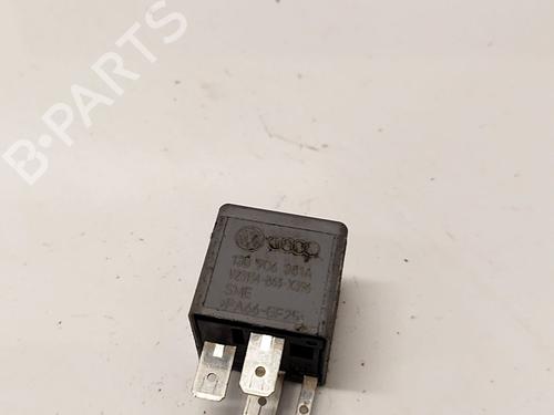 Used Electronic sensor Electronic sensor AUDI A6 C5 (4B2, 4B4) 2.5 TDI (150 hp) 35830881 35830881