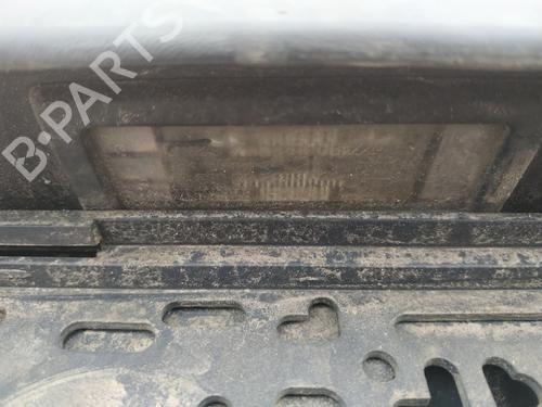 licence-plate-light-renault-scenic-ii-jm01_-2003-2004-2005-2006-2007-2008-2009-2010-35472396 main image