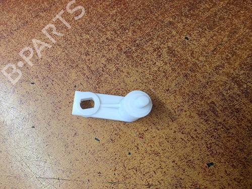 Used Electronic module Electronic module TOYOTA COROLLA Verso (ZER_, ZZE12_, R1_) 2.0 D-4D (CUR10_, CUR10R) (116 hp) 33895185 33895185